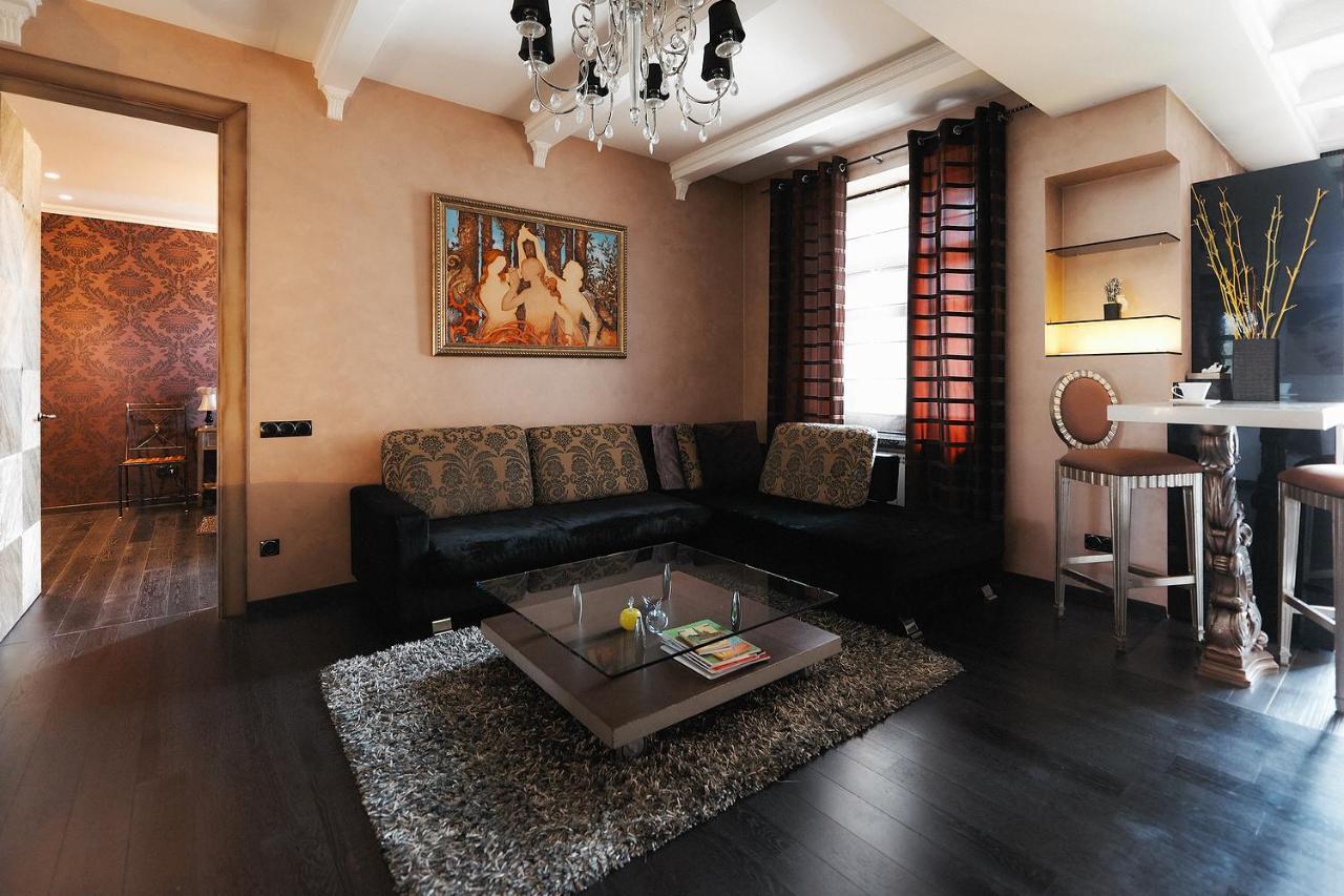 So Fashionable Apartment In The Heart Of Minsk Bagian luar foto