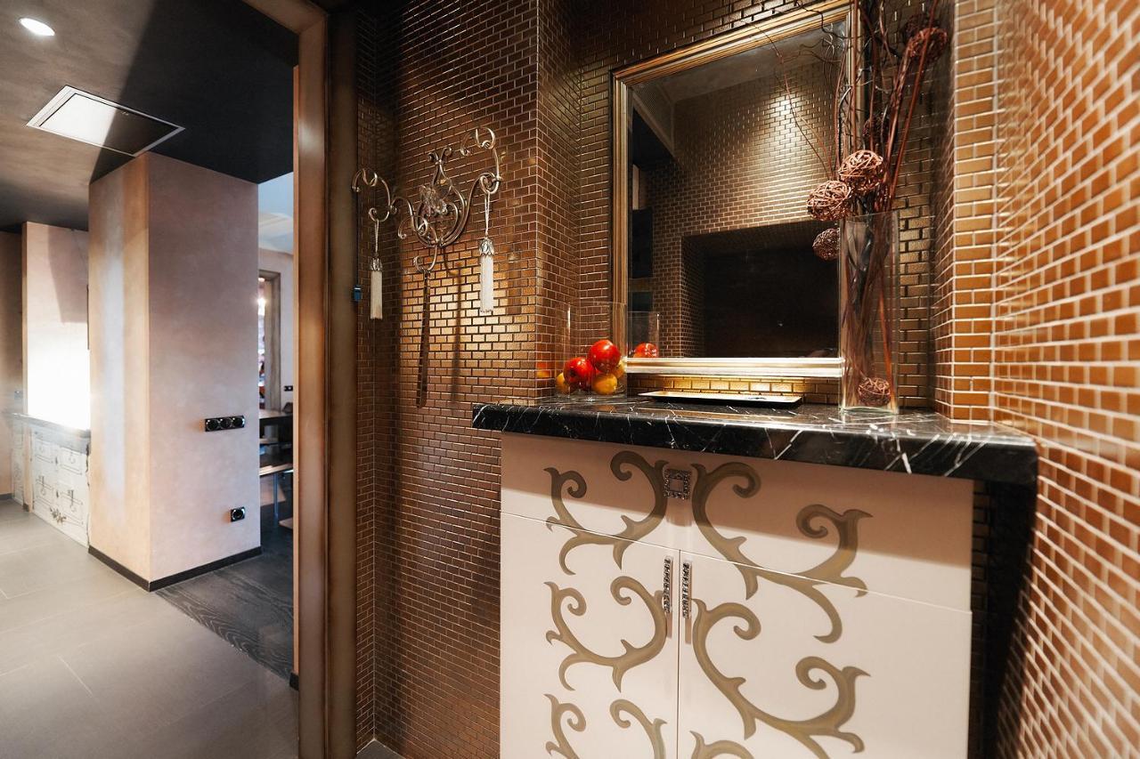 So Fashionable Apartment In The Heart Of Minsk Bagian luar foto